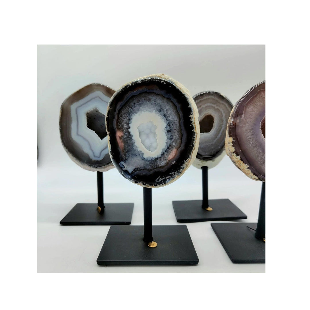 Agate Sherlice on Stand