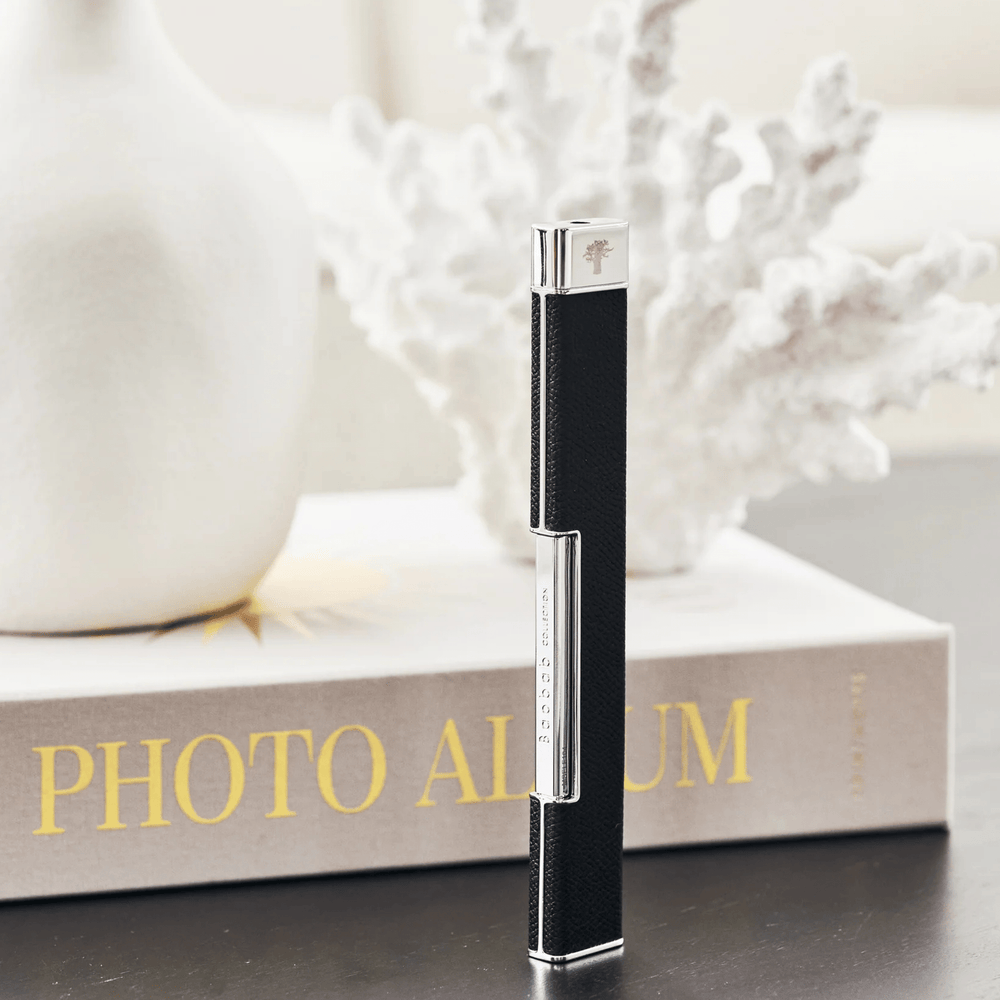 Lighter Graine Black - Sutherland Interiors